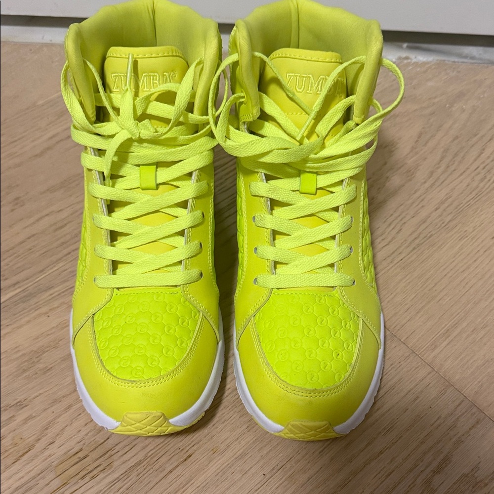Zumba Fitness Neon Yellow High-Top Sneakers - Picture 2 of 3